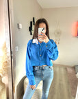 Top crop chemise bleu avec details