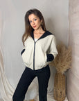 VESTE DOUBLÉE À L'INTERIEUR AVEC CAPUCHE MAILLE